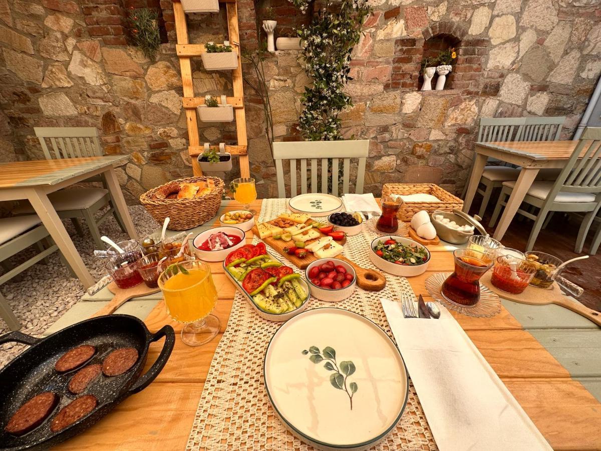 Hanole Guest House Айвалик Екстер'єр фото