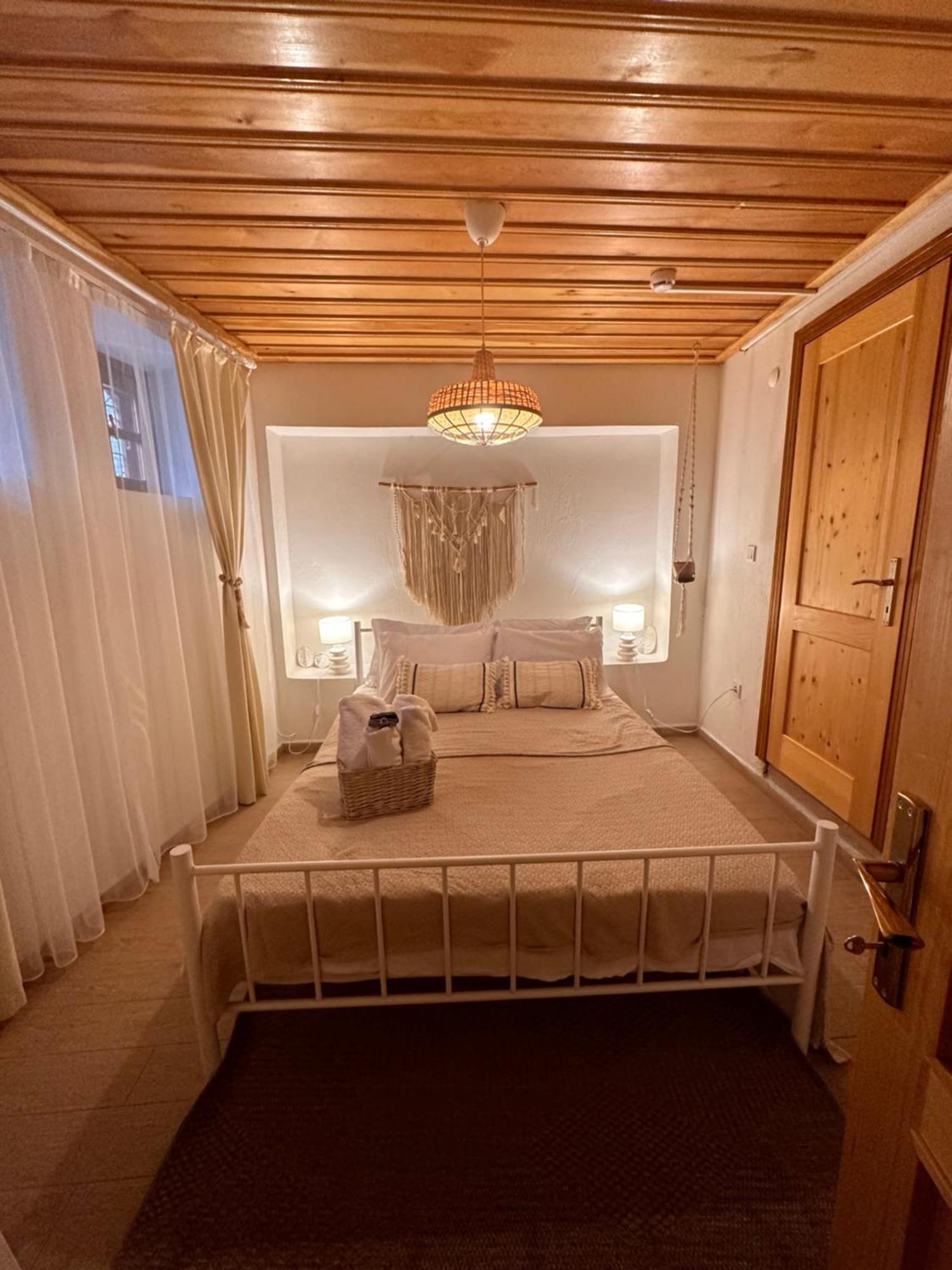 Hanole Guest House Айвалик Екстер'єр фото