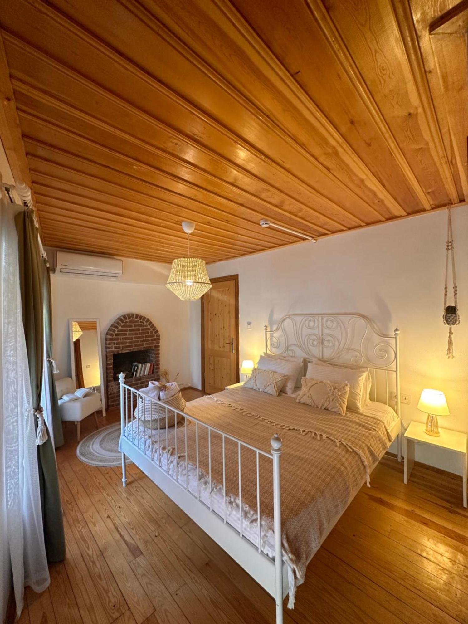 Hanole Guest House Айвалик Екстер'єр фото