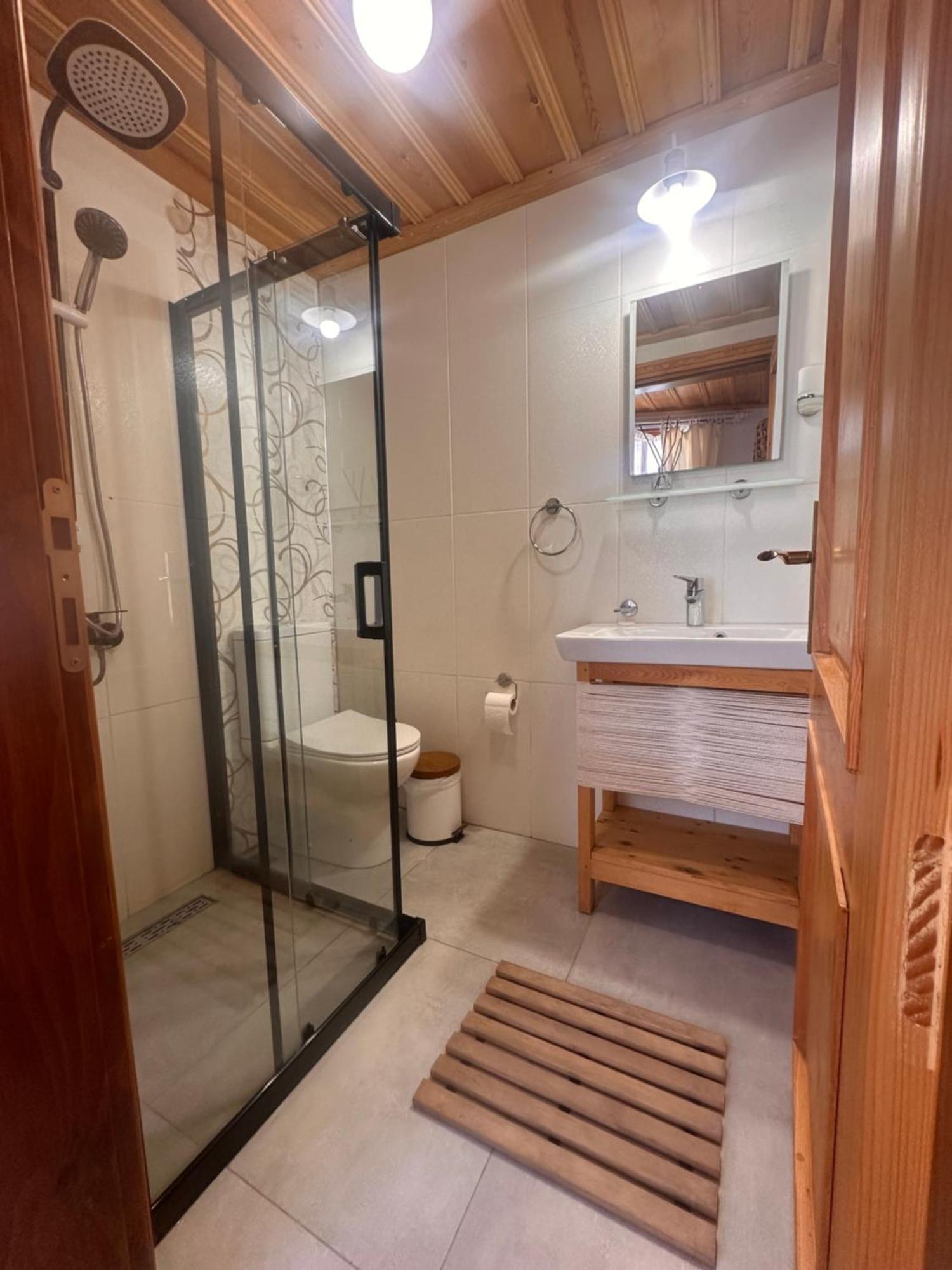 Hanole Guest House Айвалик Екстер'єр фото